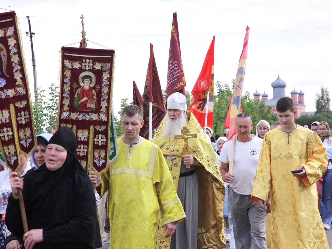Второй день крестного хода ко дню памяти святителя Тихона, епископа Воронежского, Задонского чудотворца