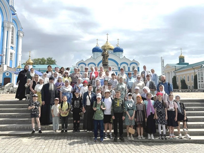 Прихожане храма преподобного Серафима Саровского г.&nbsp;Липецка совершили паломничество к святыням Задонщины